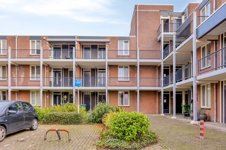 Foto 24 van Stationsstraat 68