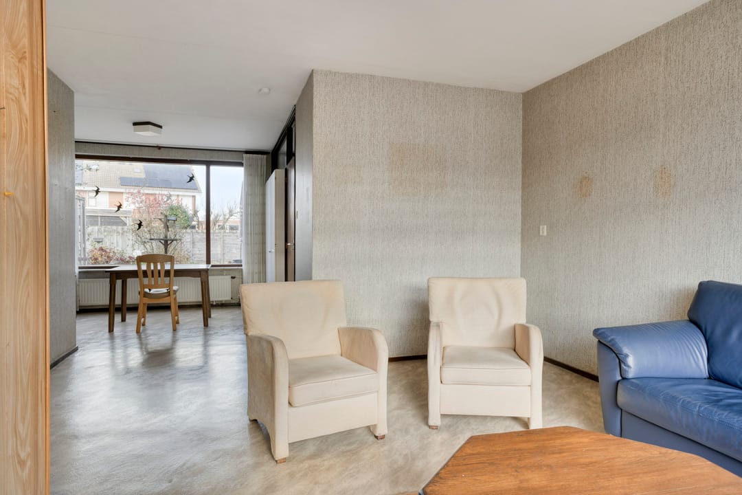 Photo 13 of Huijgensstraat 15