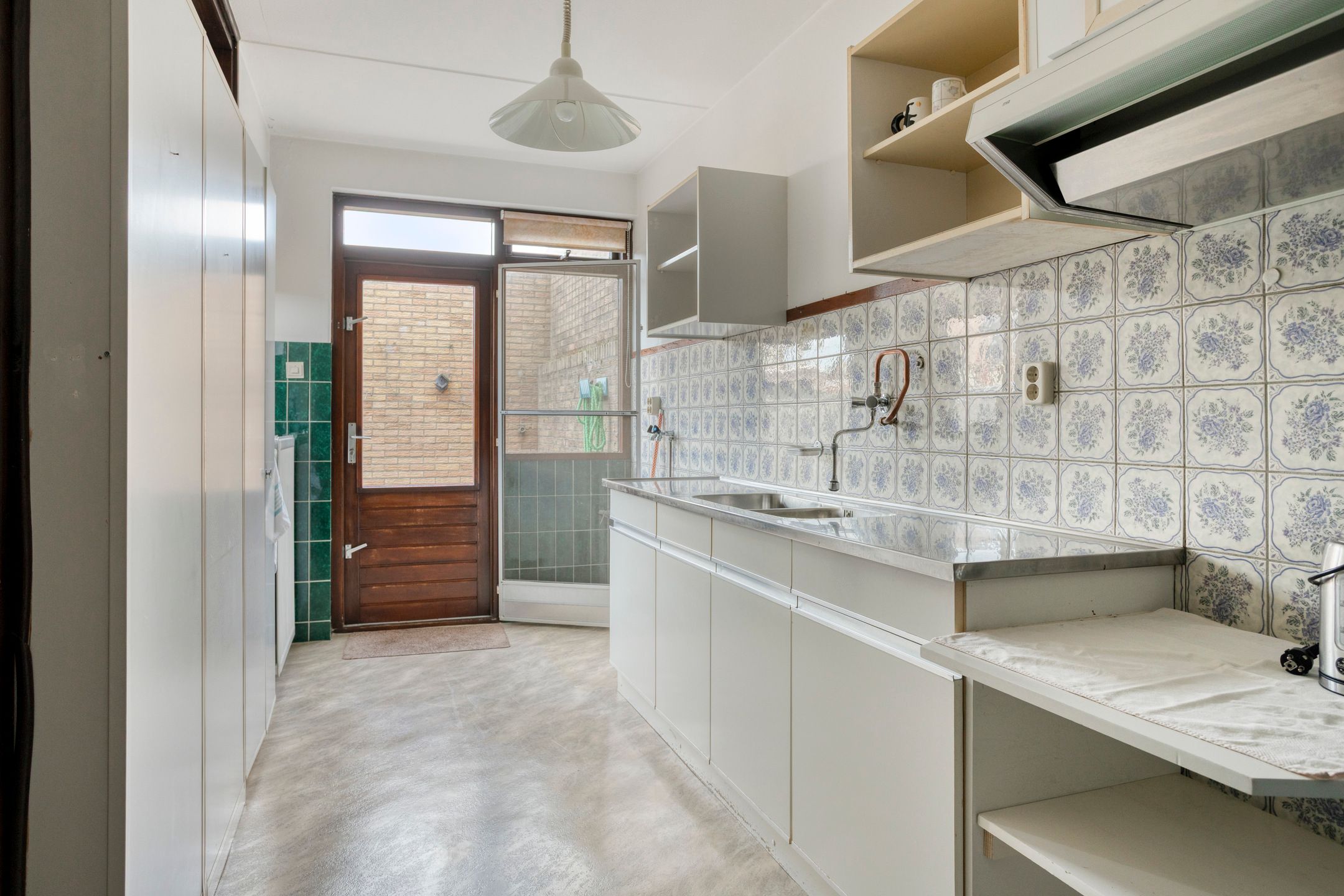 Photo 18 of Huijgensstraat 15