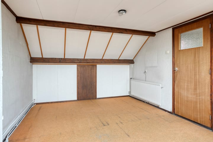 Photo 33 of Huijgensstraat 15