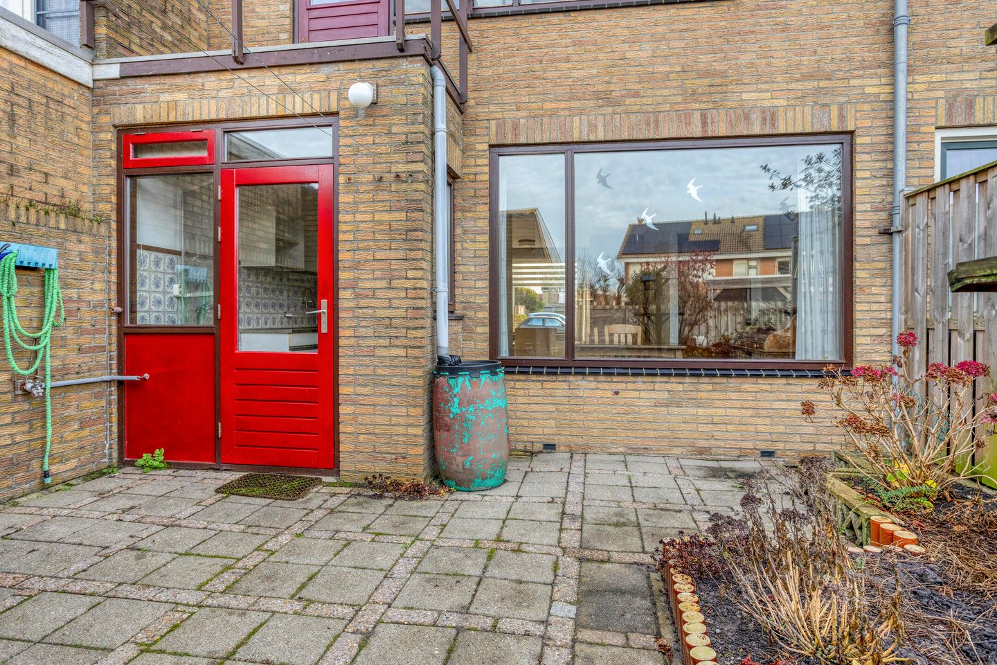 Photo 34 of Huijgensstraat 15