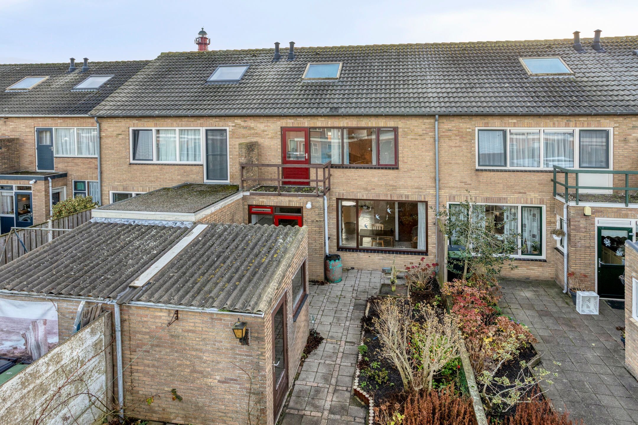 Photo 39 of Huijgensstraat 15