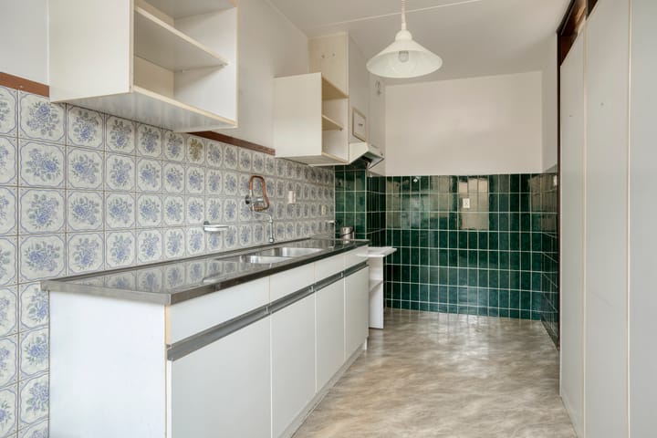 Photo 20 of Huijgensstraat 15