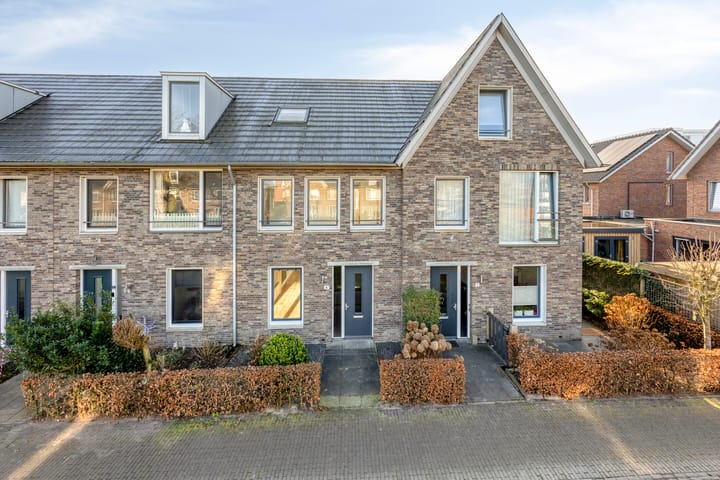 Photo 32 of Sambastraat 6