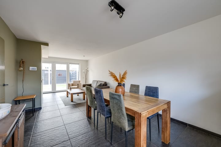 Foto 7 van Weegbree 4