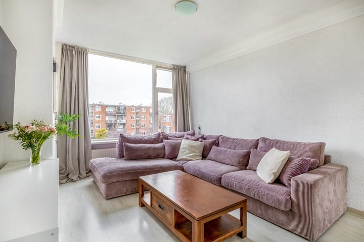 Photo 13 of Heyermansstraat 15-B