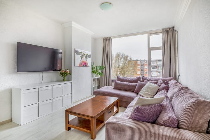 Photo 14 of Heyermansstraat 15-B