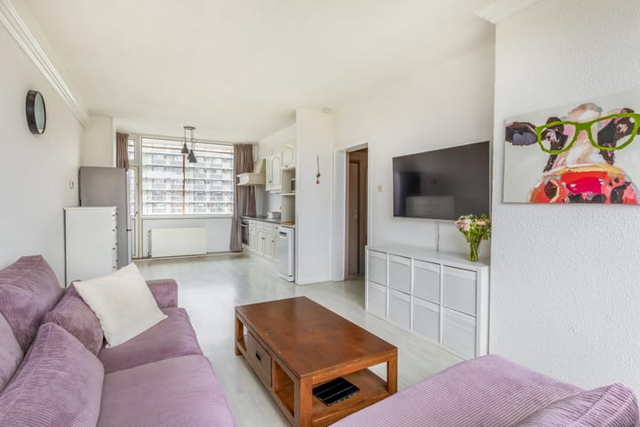 Photo 16 of Heyermansstraat 15-B