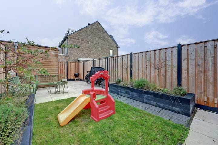 Foto 3 van Leonard Roggeveenstraat 42