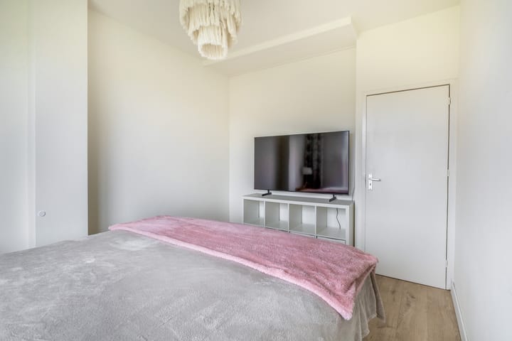 Photo 23 of Heyermansstraat 15-B