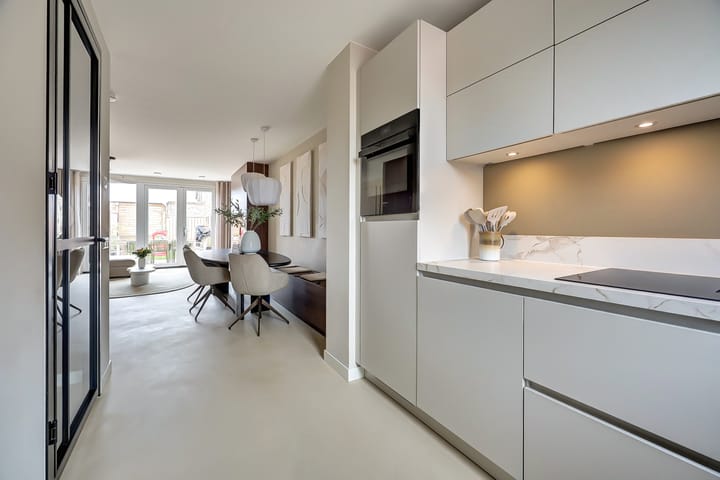 Foto 17 van Leonard Roggeveenstraat 42