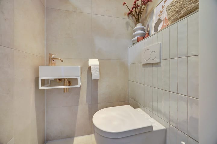 Foto 22 van Leonard Roggeveenstraat 42