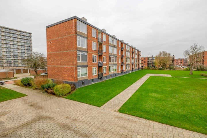 Photo 34 of Heyermansstraat 15-B