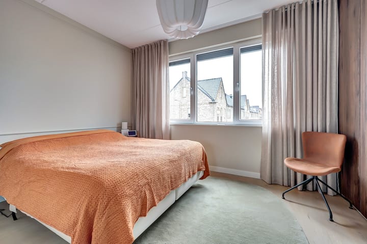 Foto 24 van Leonard Roggeveenstraat 42