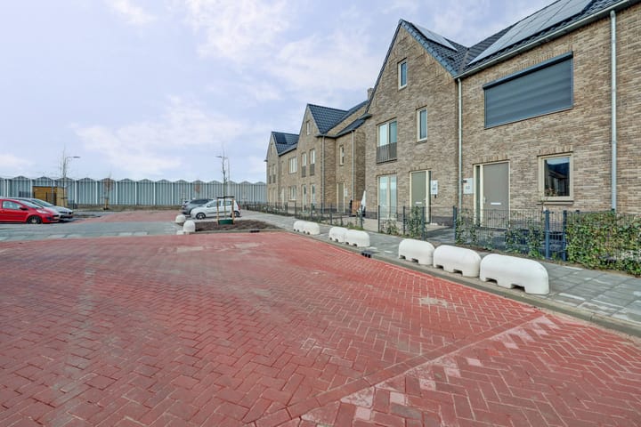 Foto 47 van Leonard Roggeveenstraat 42