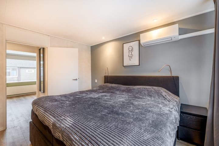 Foto 30 van Ridder van Dorpstraat 23