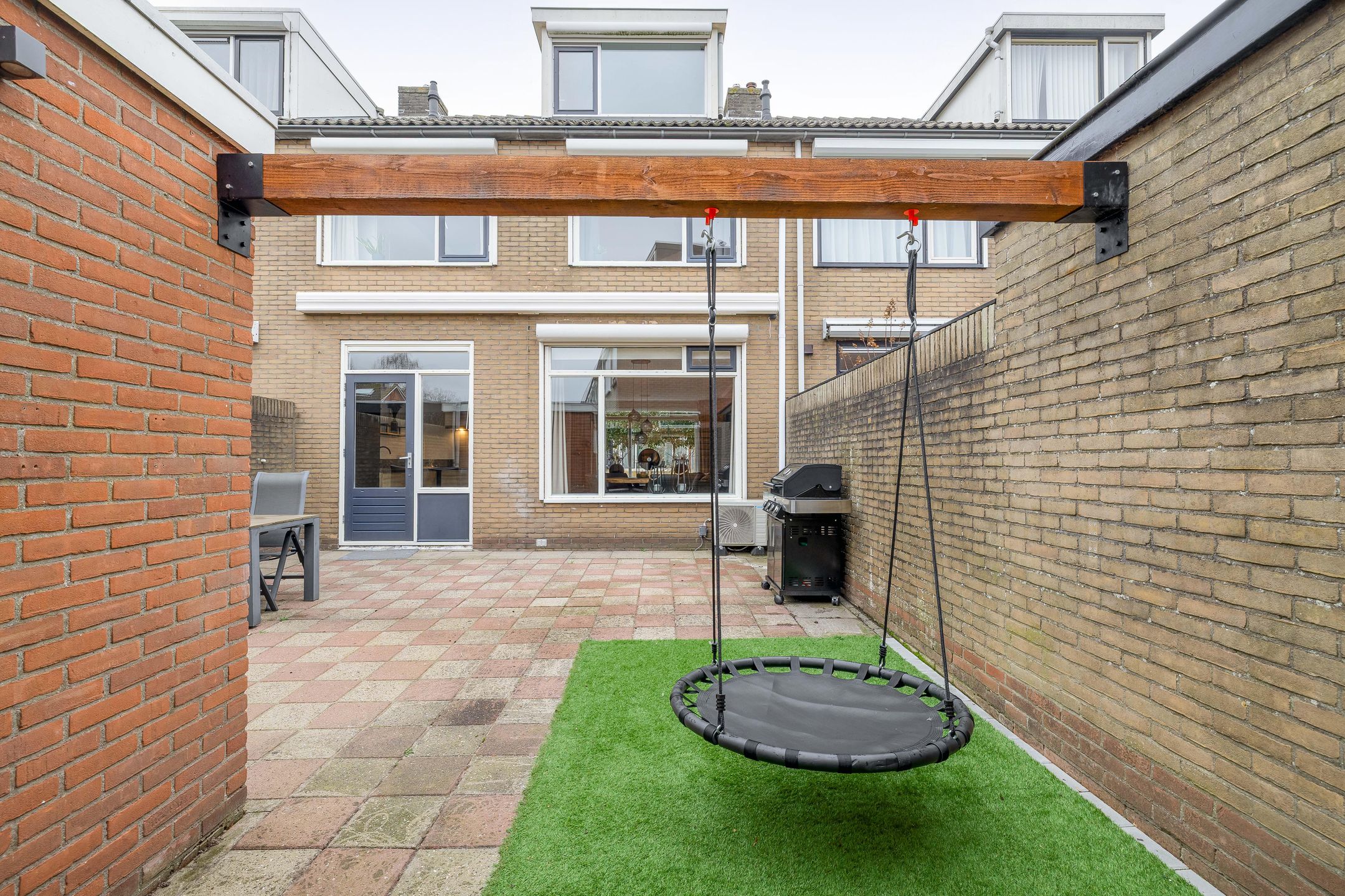 Foto 45 van Ridder van Dorpstraat 23