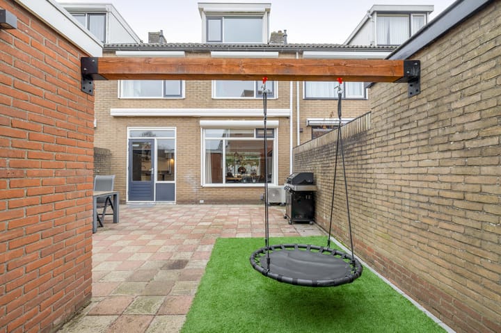 Foto 45 van Ridder van Dorpstraat 23