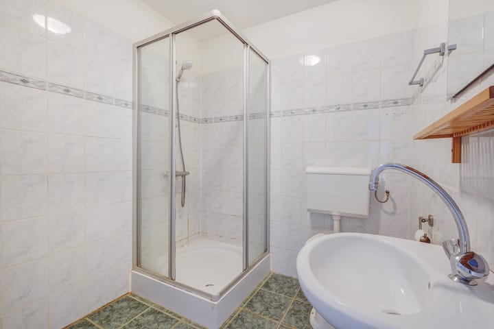 Photo 16 of Driebergenstraat 105