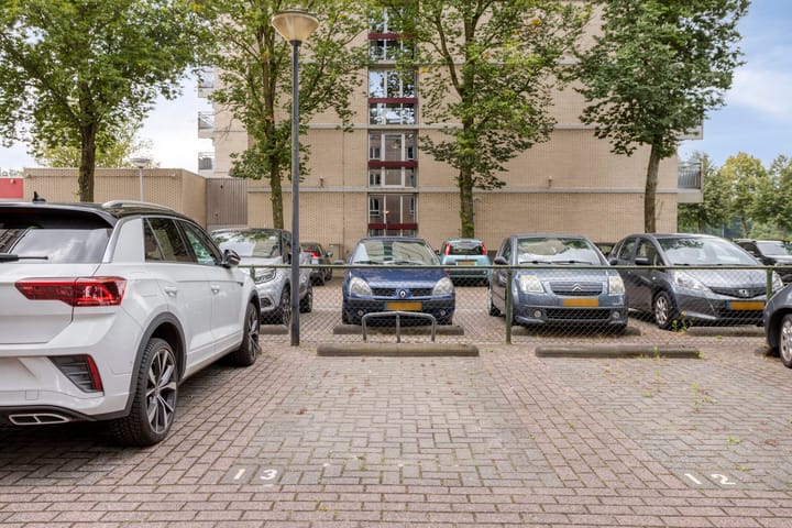 Foto 20 van Pettelaarseweg 647