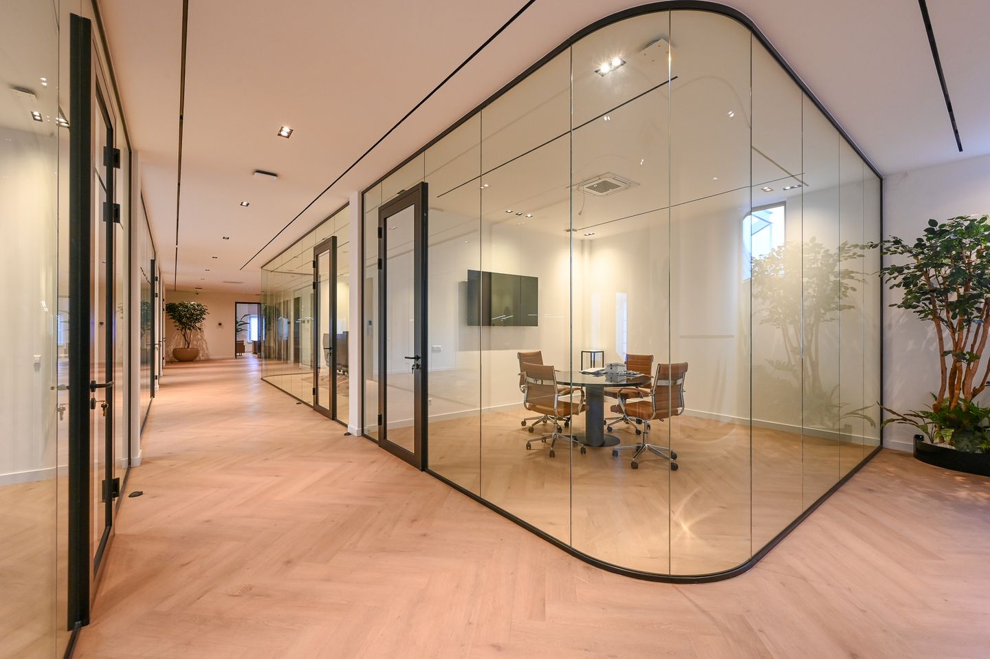 Bekijk foto 1 van Van der Kunstraat 112