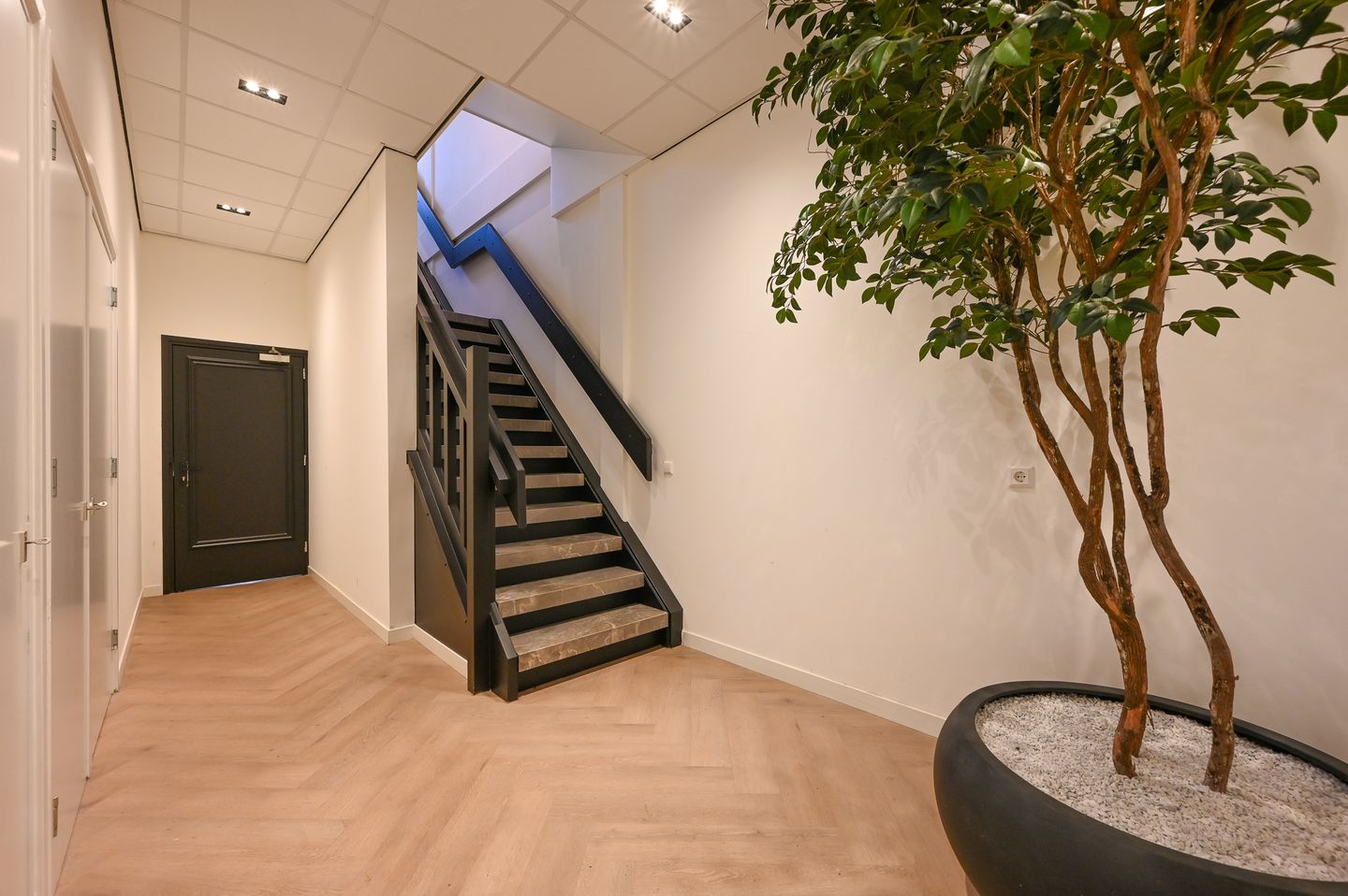 Bekijk foto 4 van Van der Kunstraat 112