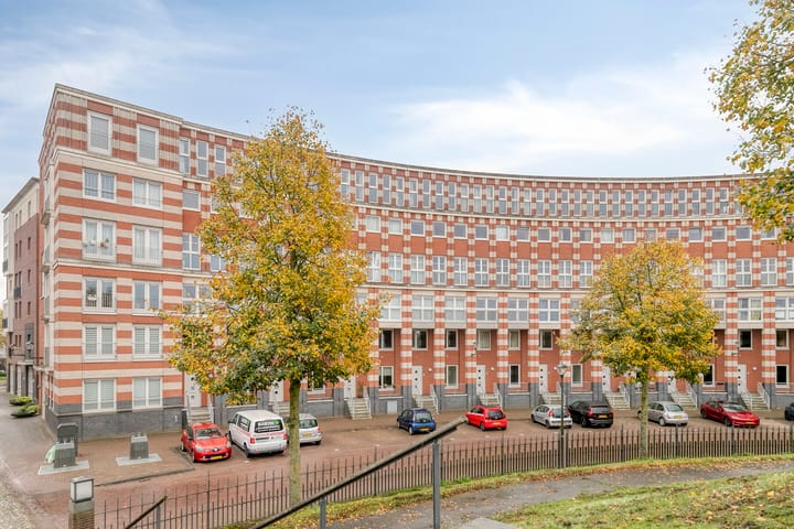 Foto 8 van Frontonstraat 85