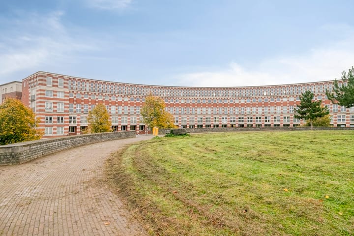 Foto 9 van Frontonstraat 85