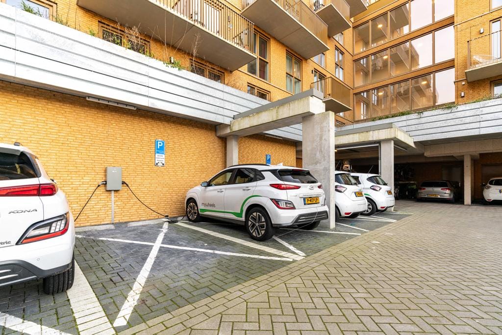 Foto 34 van Pierre van Hauwelaan 452