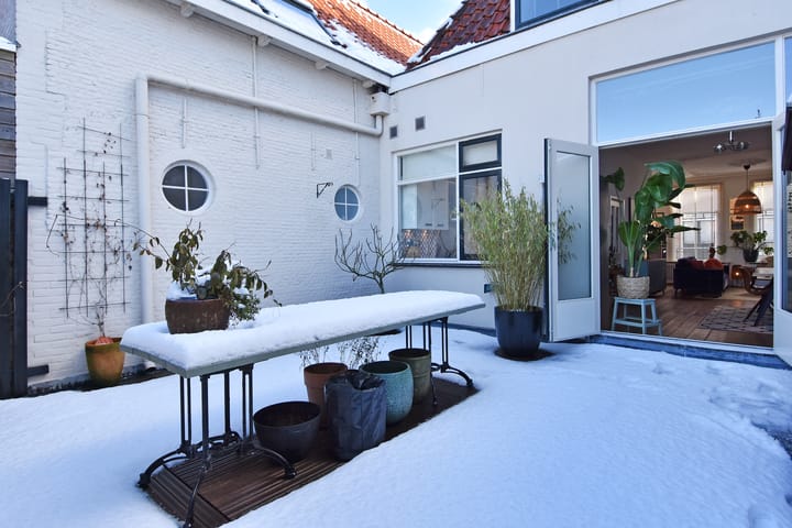 Photo 4 of Herenstraat 131