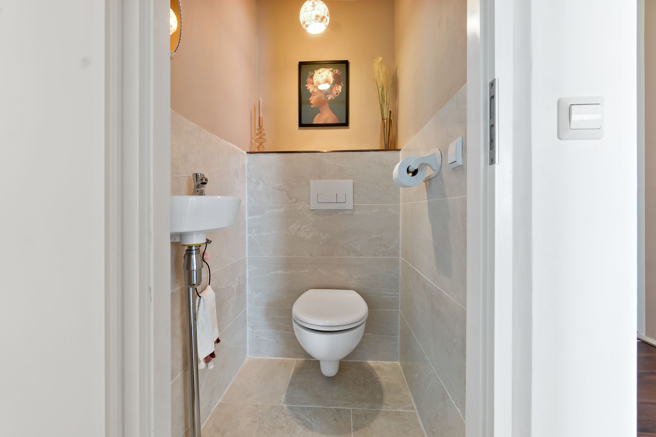 Foto 12 van Gevers Deynootweg 918