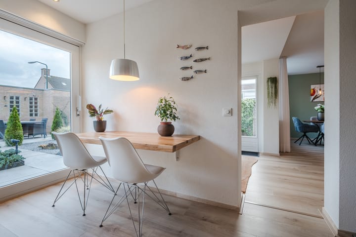 Foto 15 van Josephus Alberdingk Thijmlaan 5