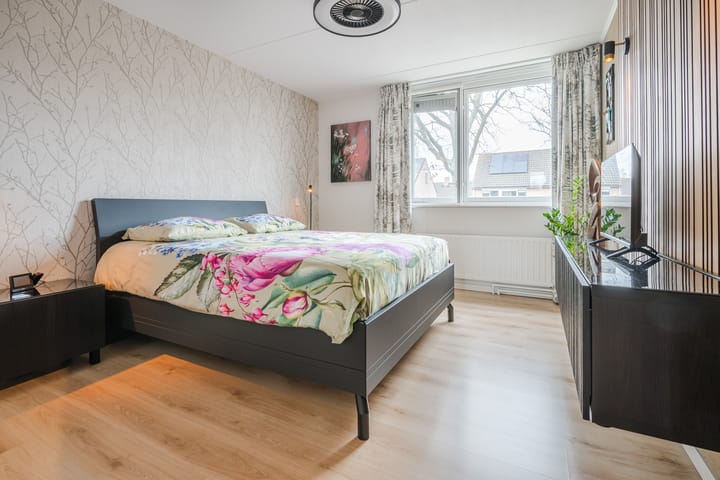 Foto 24 van Josephus Alberdingk Thijmlaan 5