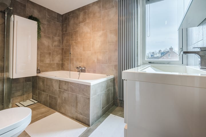 Foto 32 van Josephus Alberdingk Thijmlaan 5