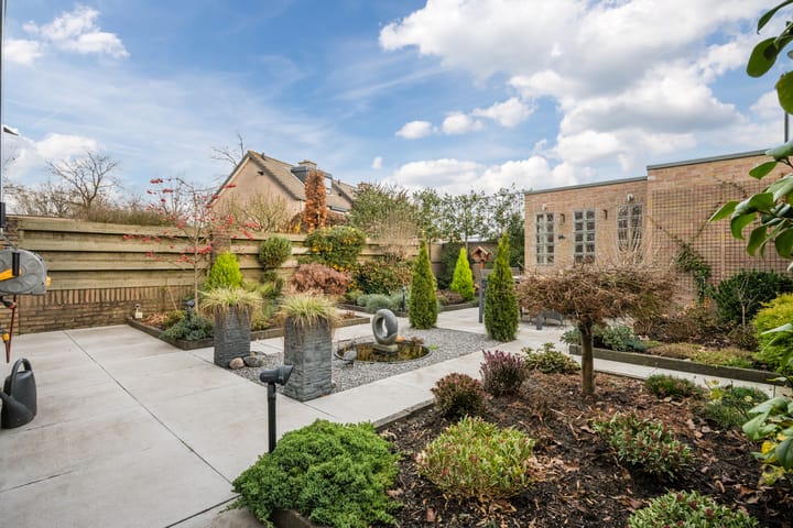 Foto 44 van Josephus Alberdingk Thijmlaan 5