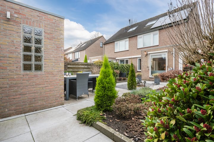 Foto 46 van Josephus Alberdingk Thijmlaan 5