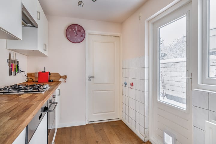 Foto 17 van Esdoornstraat 50