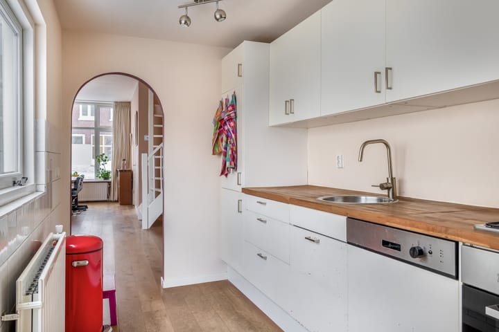 Foto 18 van Esdoornstraat 50