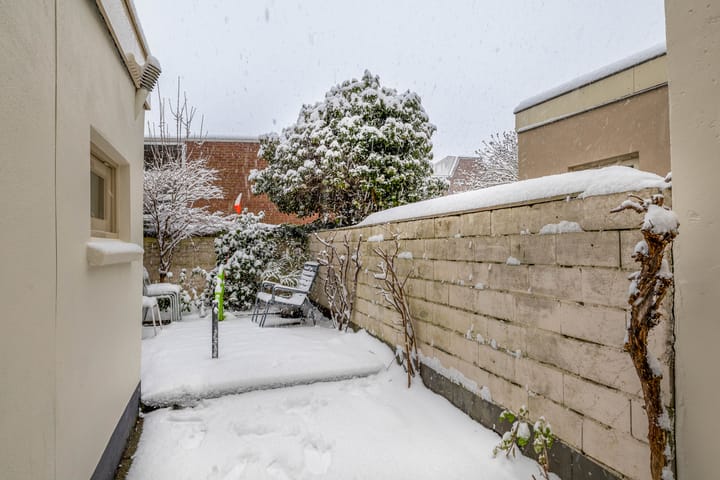 Foto 21 van Esdoornstraat 50