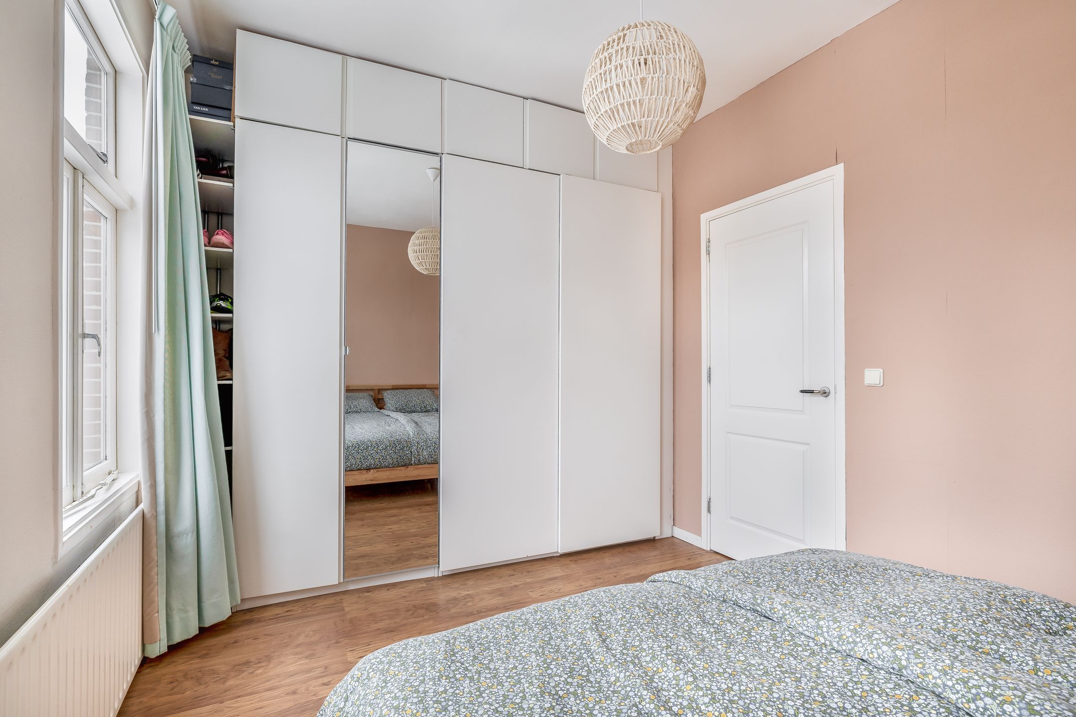 Foto 27 van Esdoornstraat 50