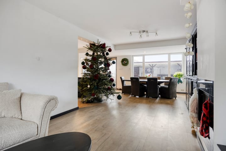 Photo 2 of Doormanstraat 11