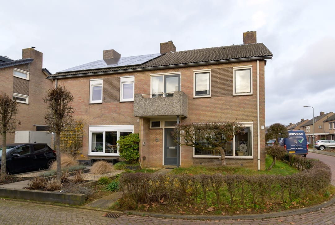 Foto 2 van Aldringahof 2