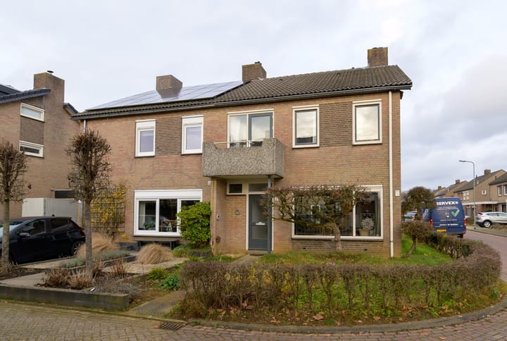 Foto 2 van Aldringahof 2