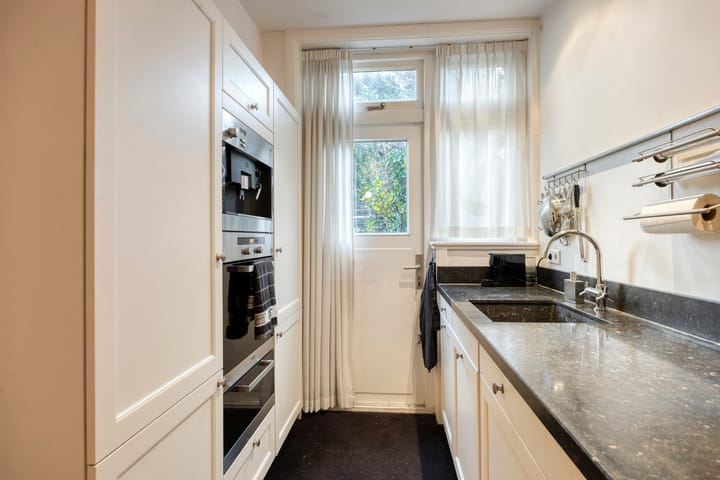 Photo 12 of Willem de Zwijgerlaan 30