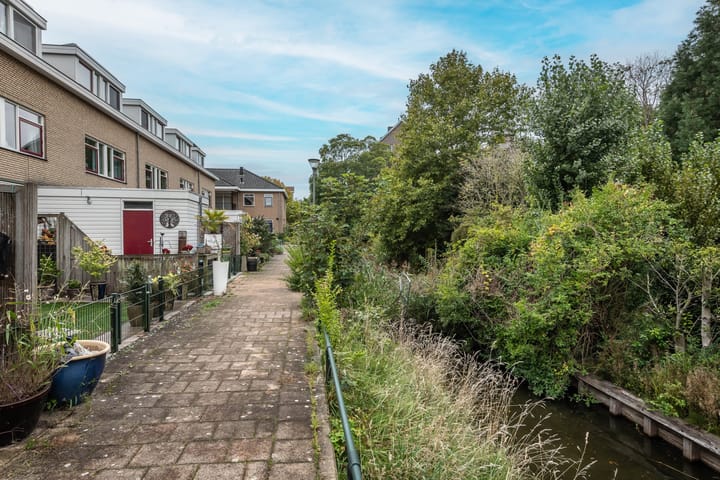 Foto 18 van Baccarastraat 14