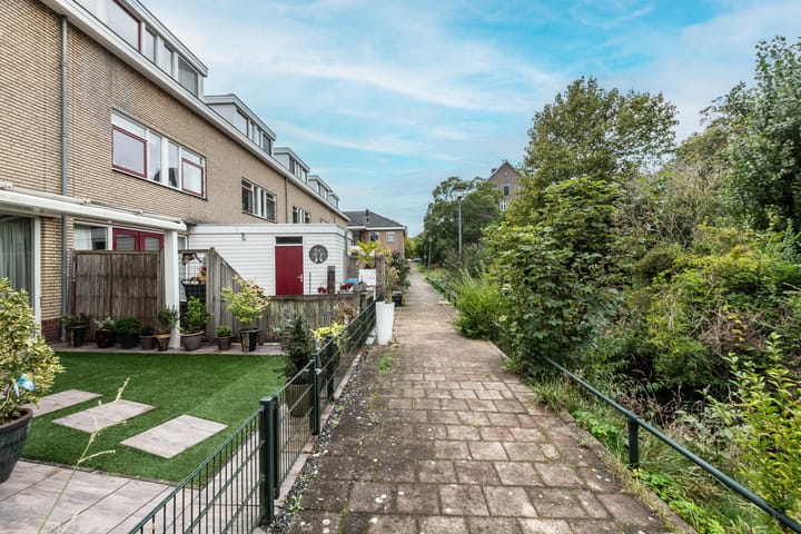 Foto 19 van Baccarastraat 14