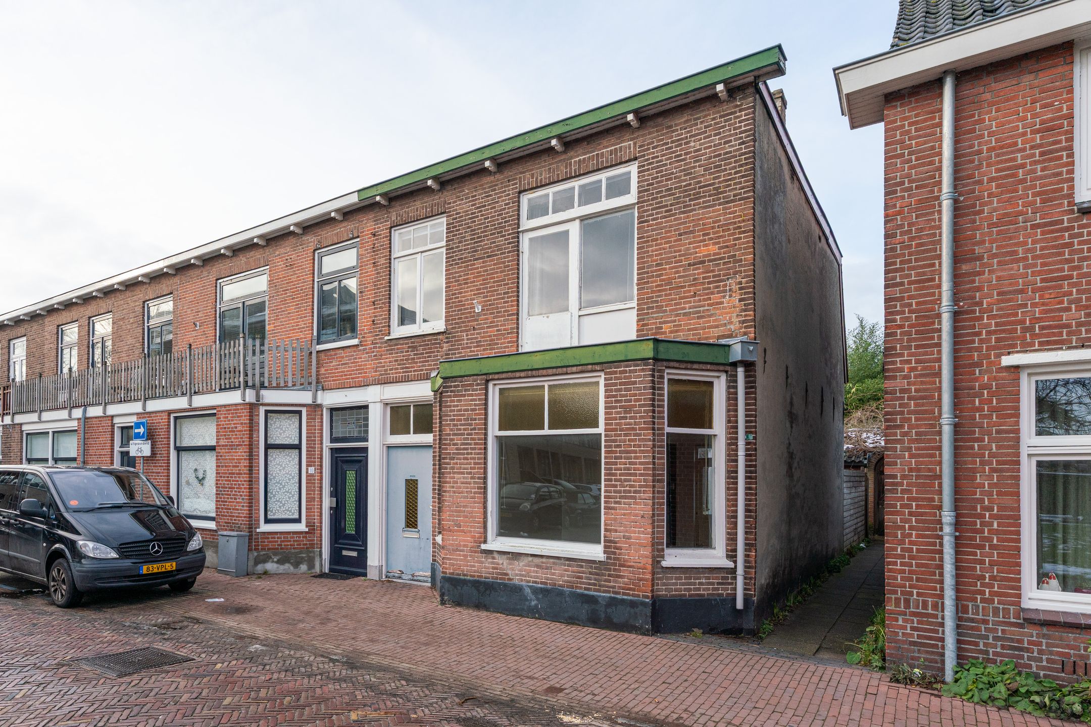Dorpsstraat 12, Warmond