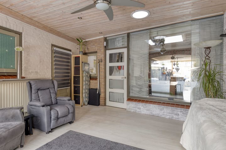 Foto 17 van Christinastraat 49