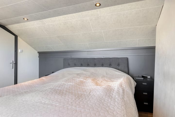 Foto 32 van Christinastraat 49