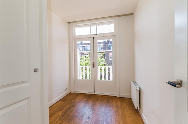 Photo 22 of Gerrit van der Veenstraat 39-2